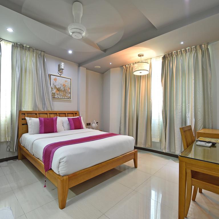 Airport Comfort Inn Premium Hulhumale Exterior photo